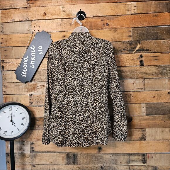 J. Crew women's animal print causal button up shirt size M - Picture 10 of 14